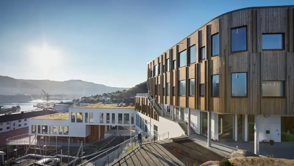HOLEN SKOLE — Bergen